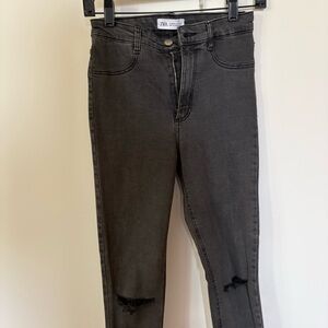 Zara Charcoal Skinny Jeans with Knee Distress